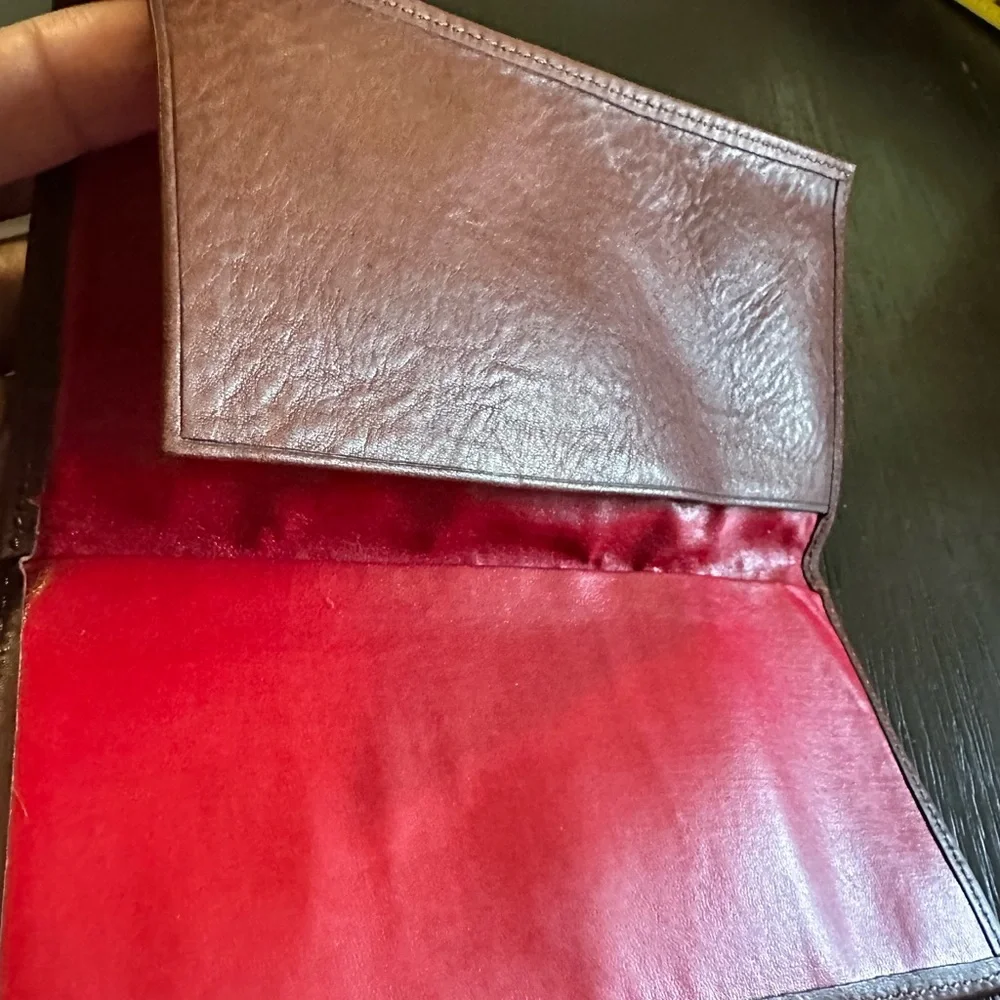 Dooney & Bourke Rich Brown Leather wallet - Picture 5 of 7